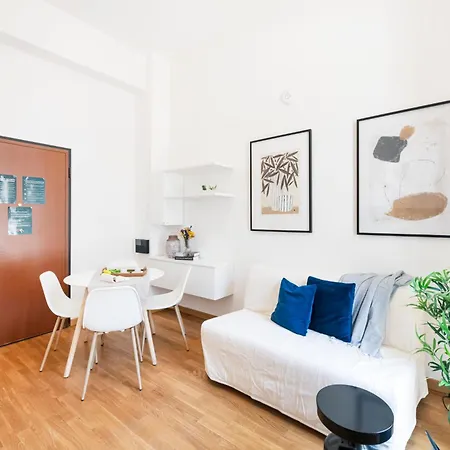 Magic Flat In Duomo By Easylife Milan
